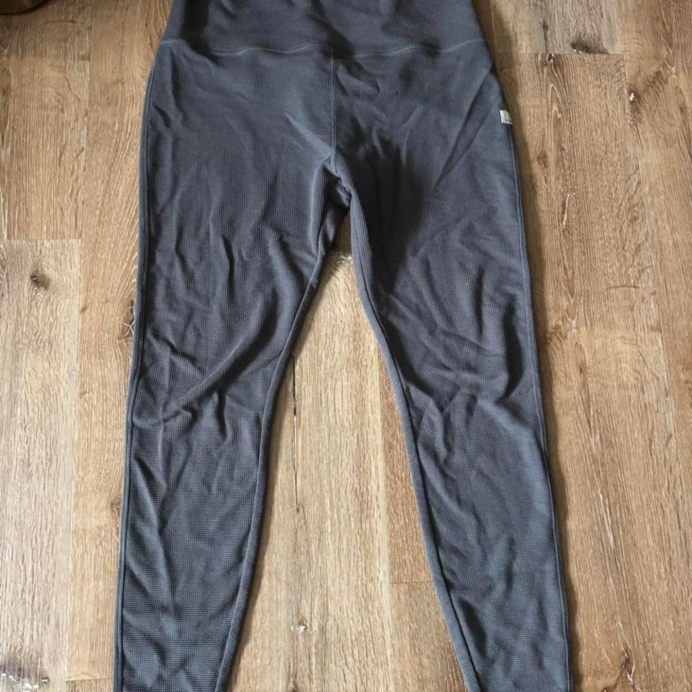 Vuori‎ Gray Waffleknit Pants Size XL